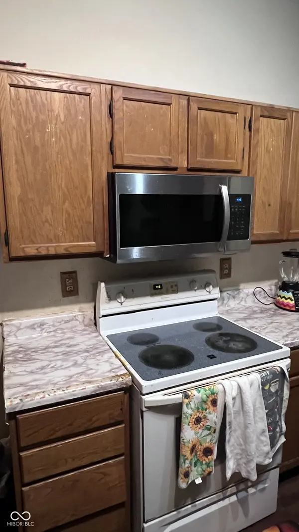 5829 Brookville Lake DR, Indianapolis, IN 46254