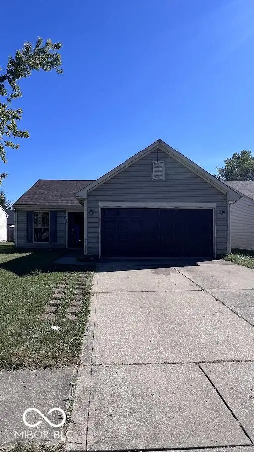 5829 Brookville Lake DR, Indianapolis, IN 46254