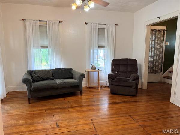1021 N Charles ST, Carlinville, IL 62626