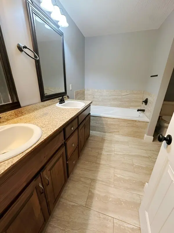 4428 W Cloverleaf TER, Battlefield, MO 65619
