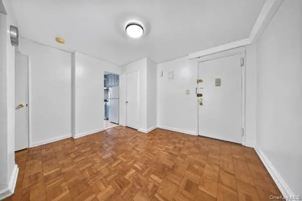 64-48 Booth ST #1F, Rego Park, NY 11374