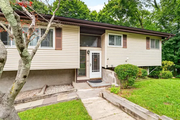 23 Howard AVE, Valhalla, NY 10595