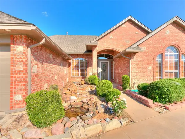 5612 Holly Brooke LN, Oklahoma City, OK 73135