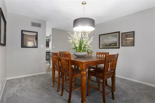 12015 State Route 7 HWY, Lee's Summit, MO 64086
