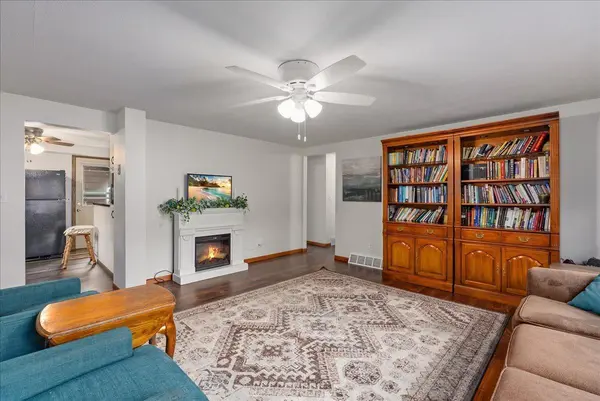 10675 Lincoln ST, Chisago City, MN 55013