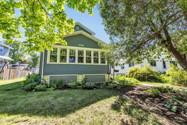 822 N 5TH AVE, Sturgeon Bay, WI 54235