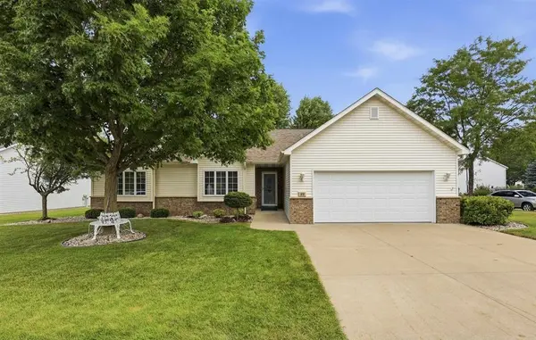 89 PENBROOK CIR, Appleton, WI 54914