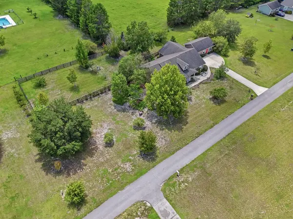 25263 NW 140TH LN, High Springs, FL 32643