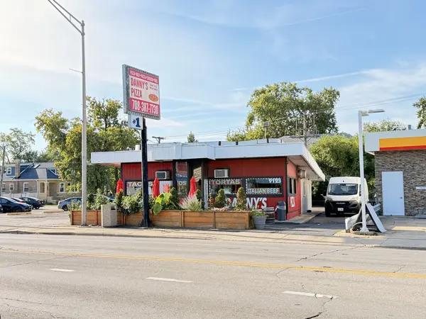 9123 Ogden AVE, Brookfield, IL 60513
