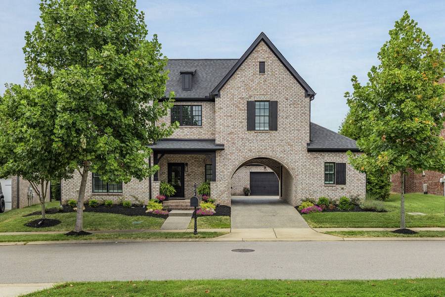 724 Fontwell Ln, Franklin, TN 37064