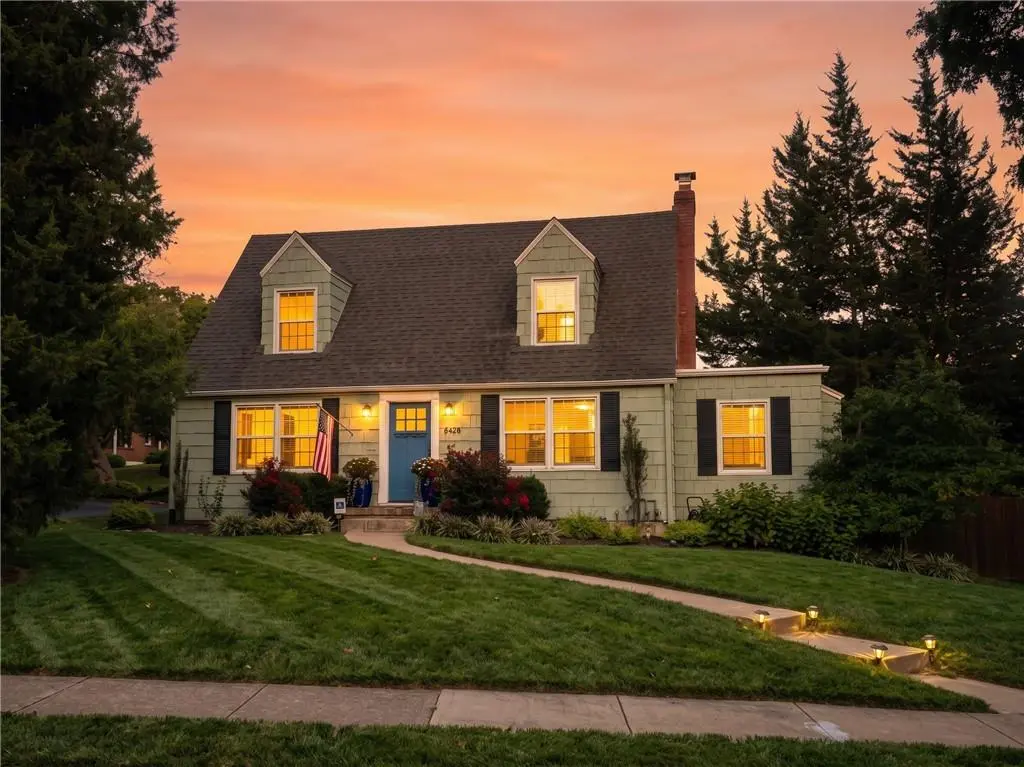 5425 Falmouth RD, Fairway, KS 66205