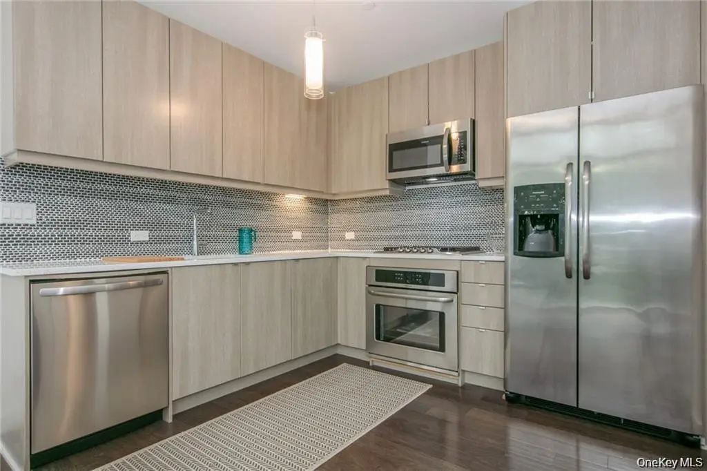 250 S Central Park AVE #4F, Hartsdale, NY 10530
