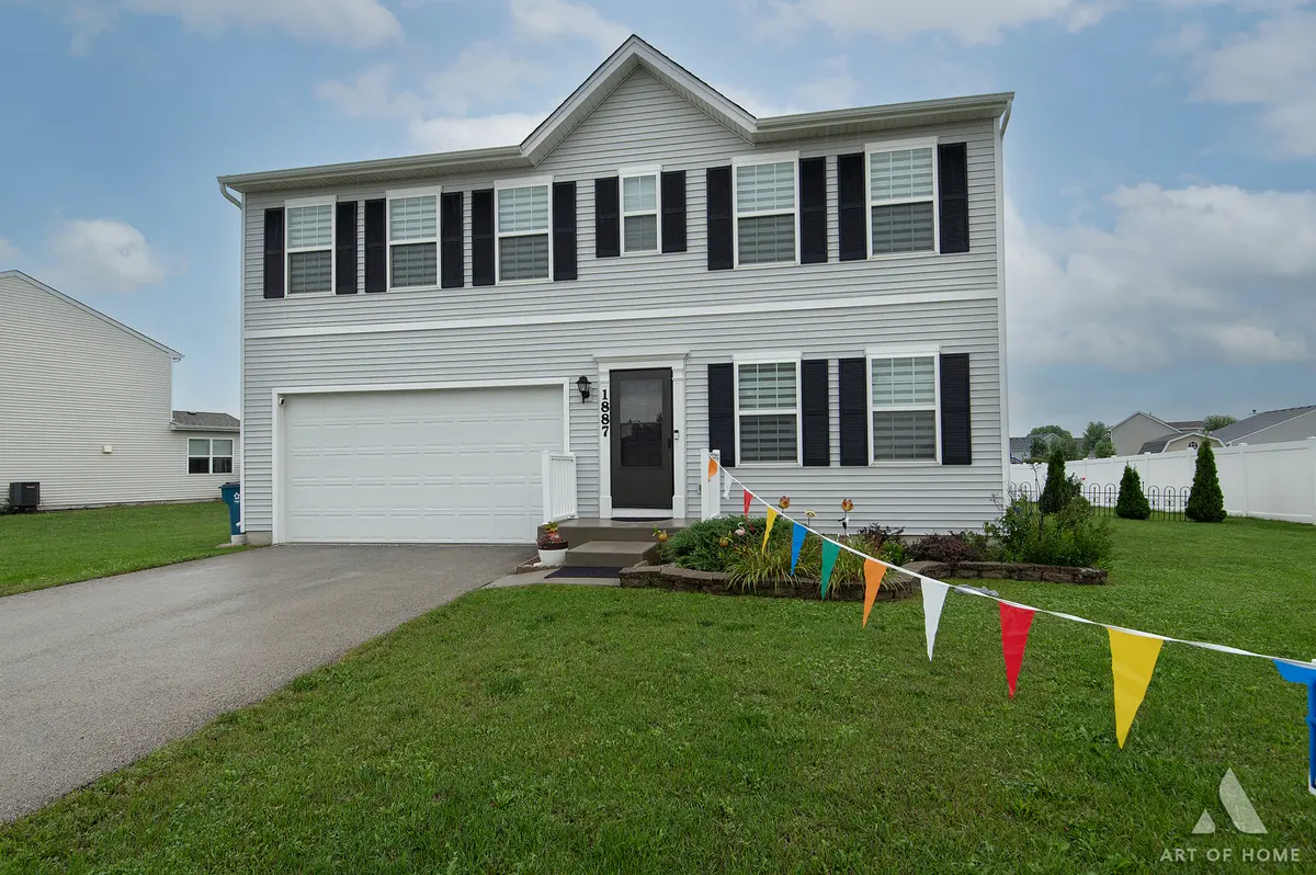 1887 Locust RD, Morris, IL 60450