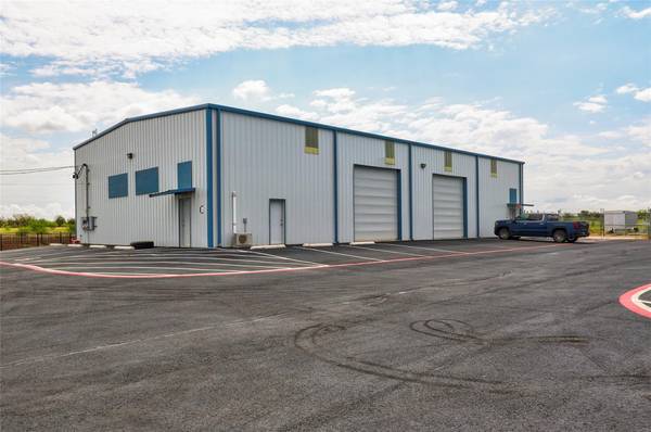 1000 County Road 308 CTR, Jarrell, TX 76537