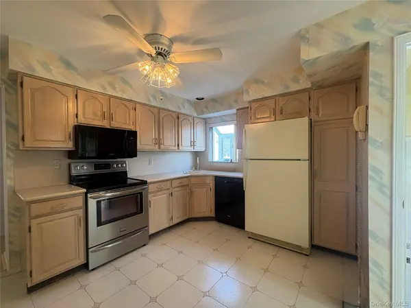 Address not disclosed, Lynbrook, NY 11563