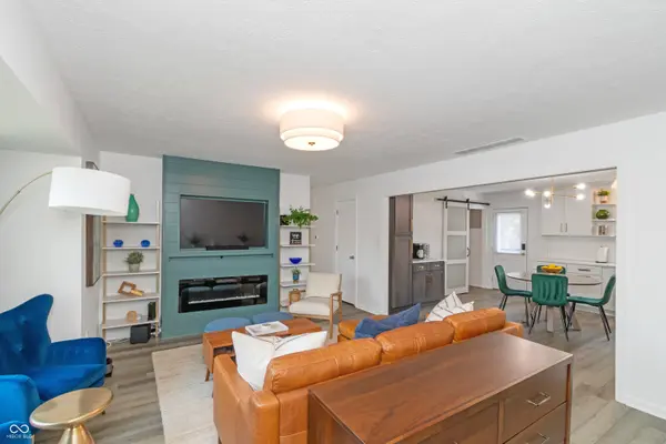 110 1st ST SE, Carmel, IN 46032
