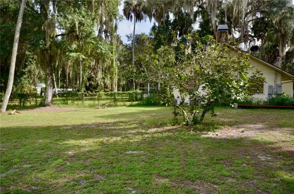 14202 SE 173RD PL, Hawthorne, FL 32640
