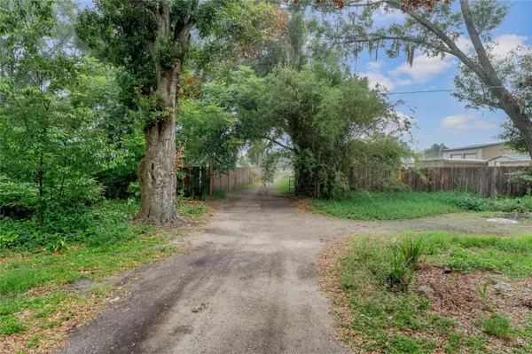 5566 HARVEY TEW RD, Plant City, FL 33565
