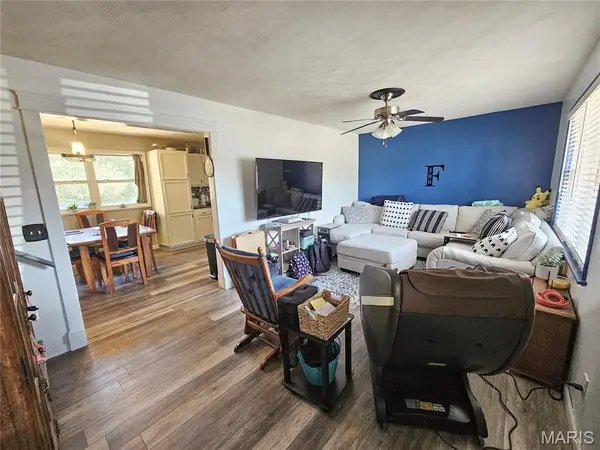 500 S Vandervoot ST, Desloge, MO 63601