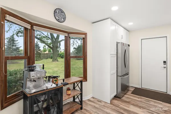 110 N Cambridge DR, Geneva, IL 60134