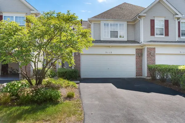 3112 Crystal Rock RD, Naperville, IL 60564