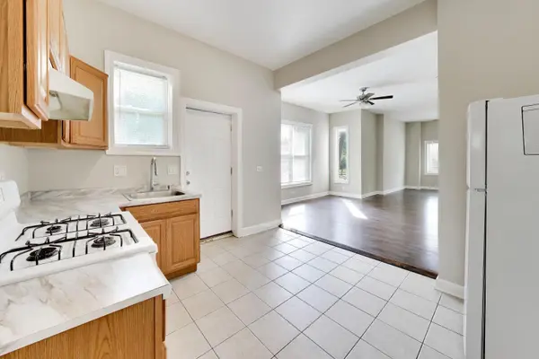5633 S Peoria ST, Chicago, IL 60621