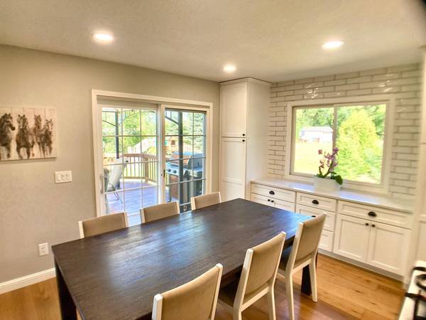 13601 Dan Patch LN, Savage, MN 55378