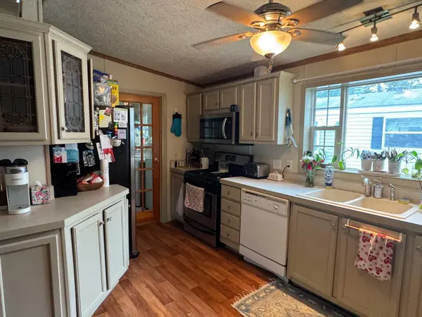 1621 Park ST, Shoreview, MN 55126