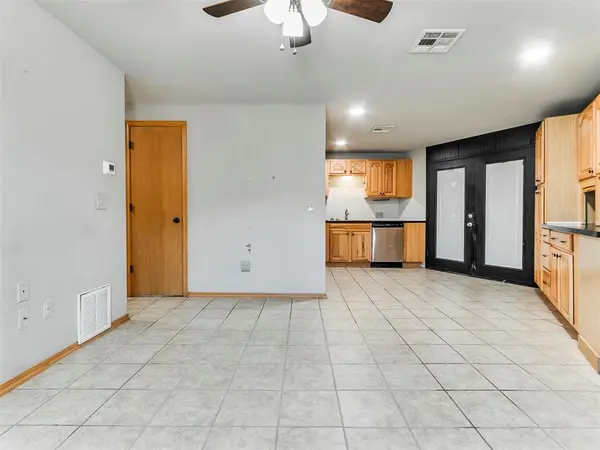 326 Atterberry DR, Norman, OK 73071