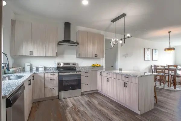 275 S arbor valley, Valley Center, KS 67147