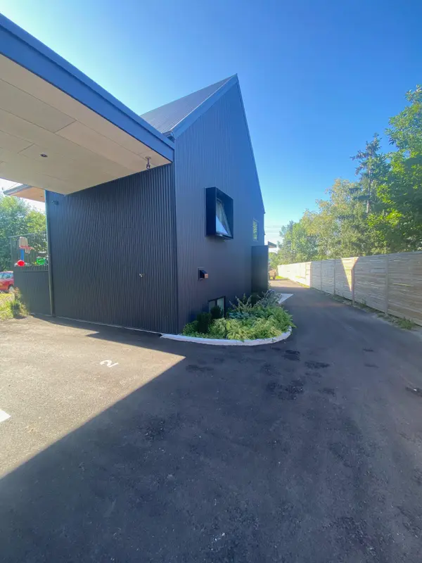 5361 Valley Way N/A #Unit 2, Niagara Falls, ON L2E 1X5