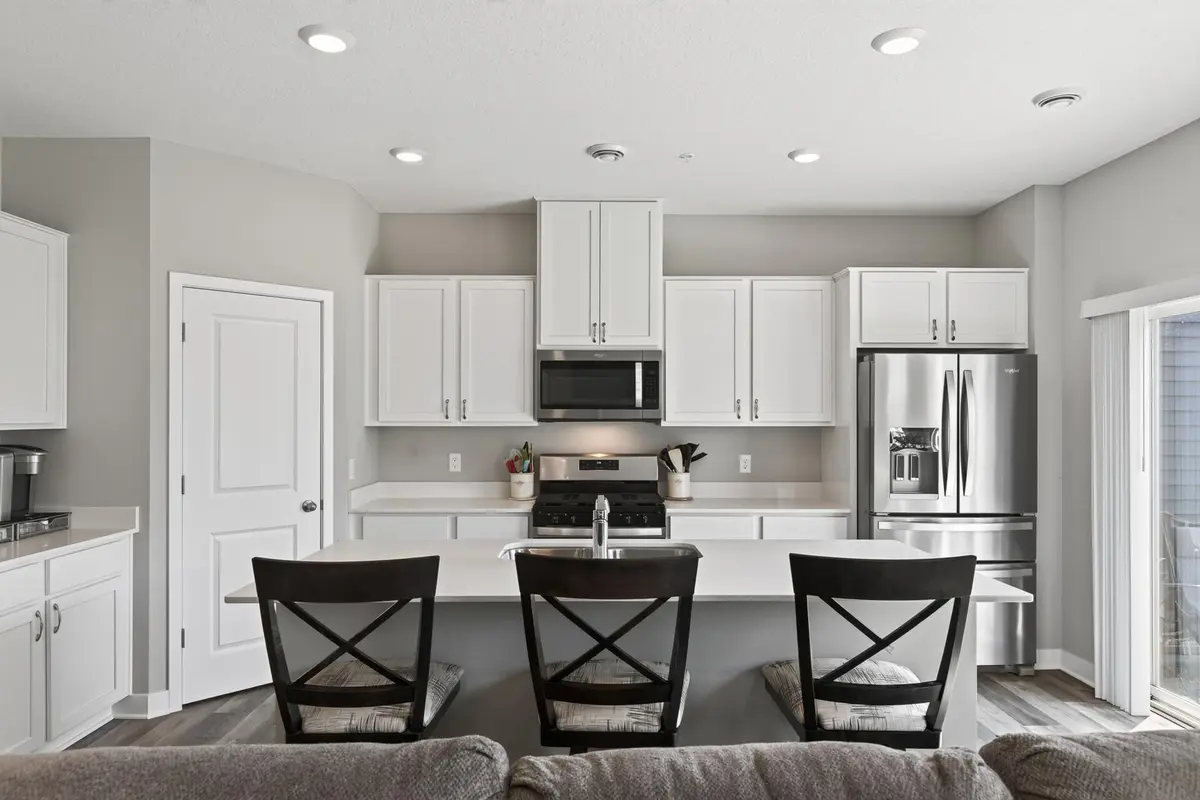 12536 Guadalcanal CIR NE #E, Blaine, MN 55449