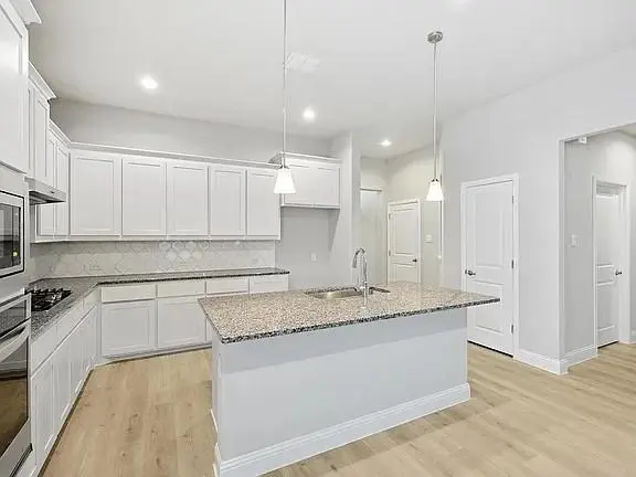 2169 Knightsbridge Road, Argyle, TX 76226