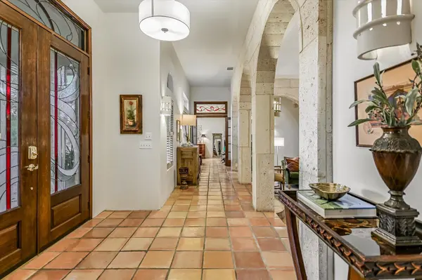 680 SADDLERIDGE DR, Wimberley, TX 78676