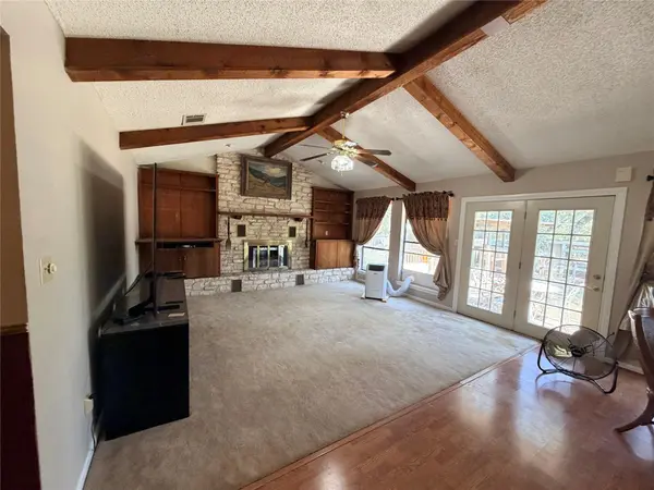 2800 Robin RD, Manchaca, TX 78652