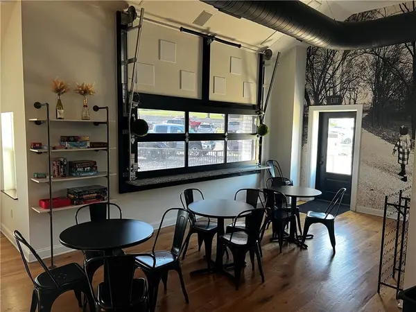 6480 SE US 169 HWY, St Joseph, MO 64507