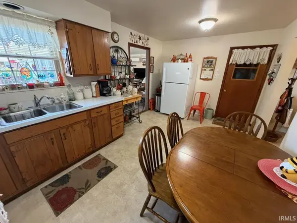 2200 W Buena Vista RD, Evansville, IN 47720