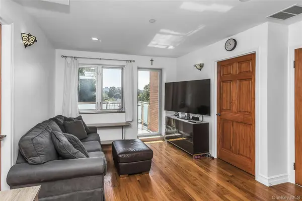 85-10 Elmhurst AVE #-, Elmhurst, NY 11373