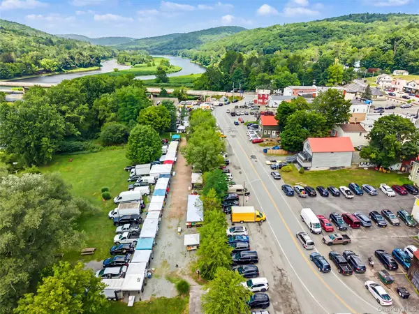 33 Lower Main ST, Callicoon, NY 12723