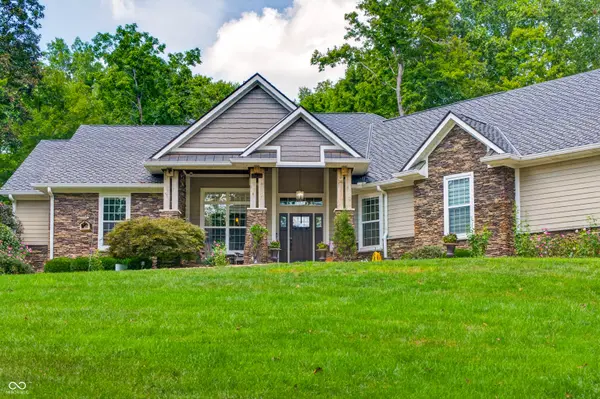 8700 W Georgetown RD, Columbus, IN 47201