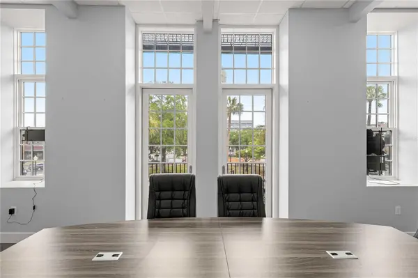18 S MAGNOLIA AVE #Suite 1, Ocala, FL 34471