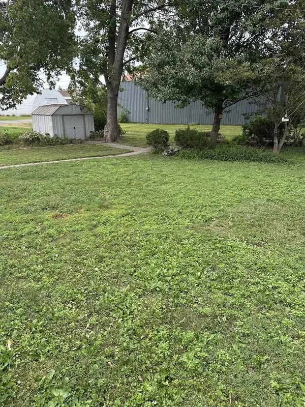 404 E Lincoln ST, St. Joseph, IL 61873