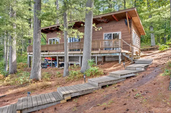 17305 Pioneer RD, Cable, WI 54821
