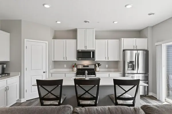 12536 Guadalcanal CIR NE #E, Blaine, MN 55449