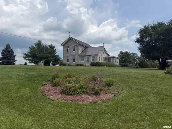 2121 County Road 2900 E RD, Blandinsville, IL 61420