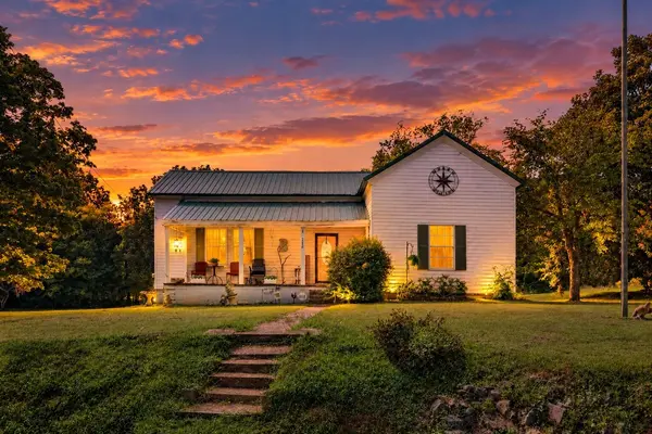 2540 Spring St, Pleasant View, TN 37146