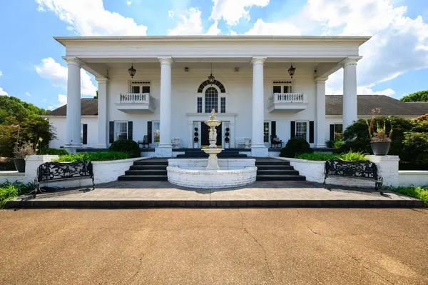 8212 Bell Mill Road, Ooltewah, TN 37363