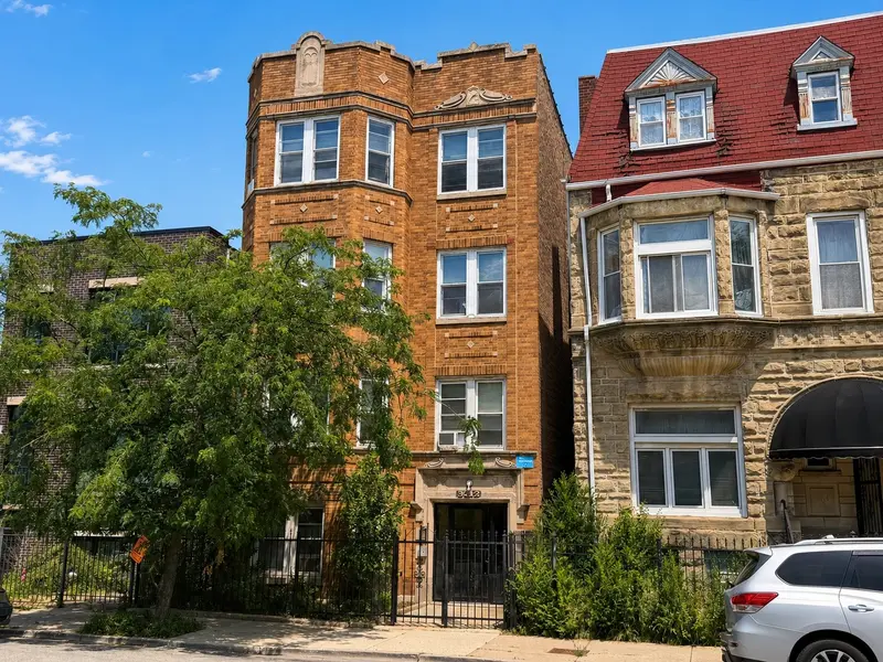 3012 W Warren BLVD, Chicago, IL 60612