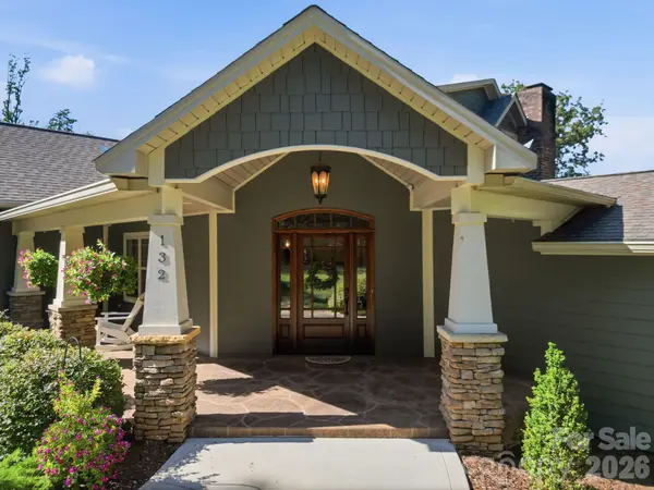 132 Lucent LN, Mooresville, NC 28117