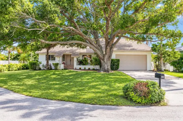 630 PINTA DR, Tierra Verde, FL 33715